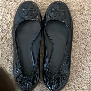 black Tory Burch flats